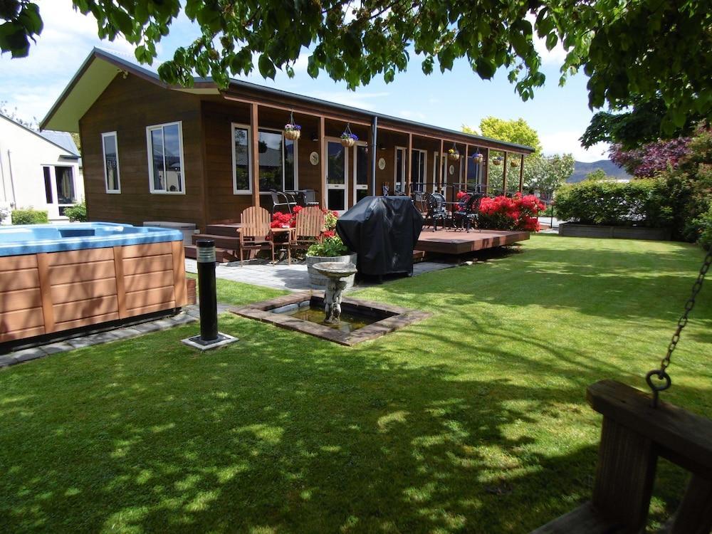 テアナウ ブルー リッジ ベッド&ブレックファースト Bed & Breakfast エクステリア 写真