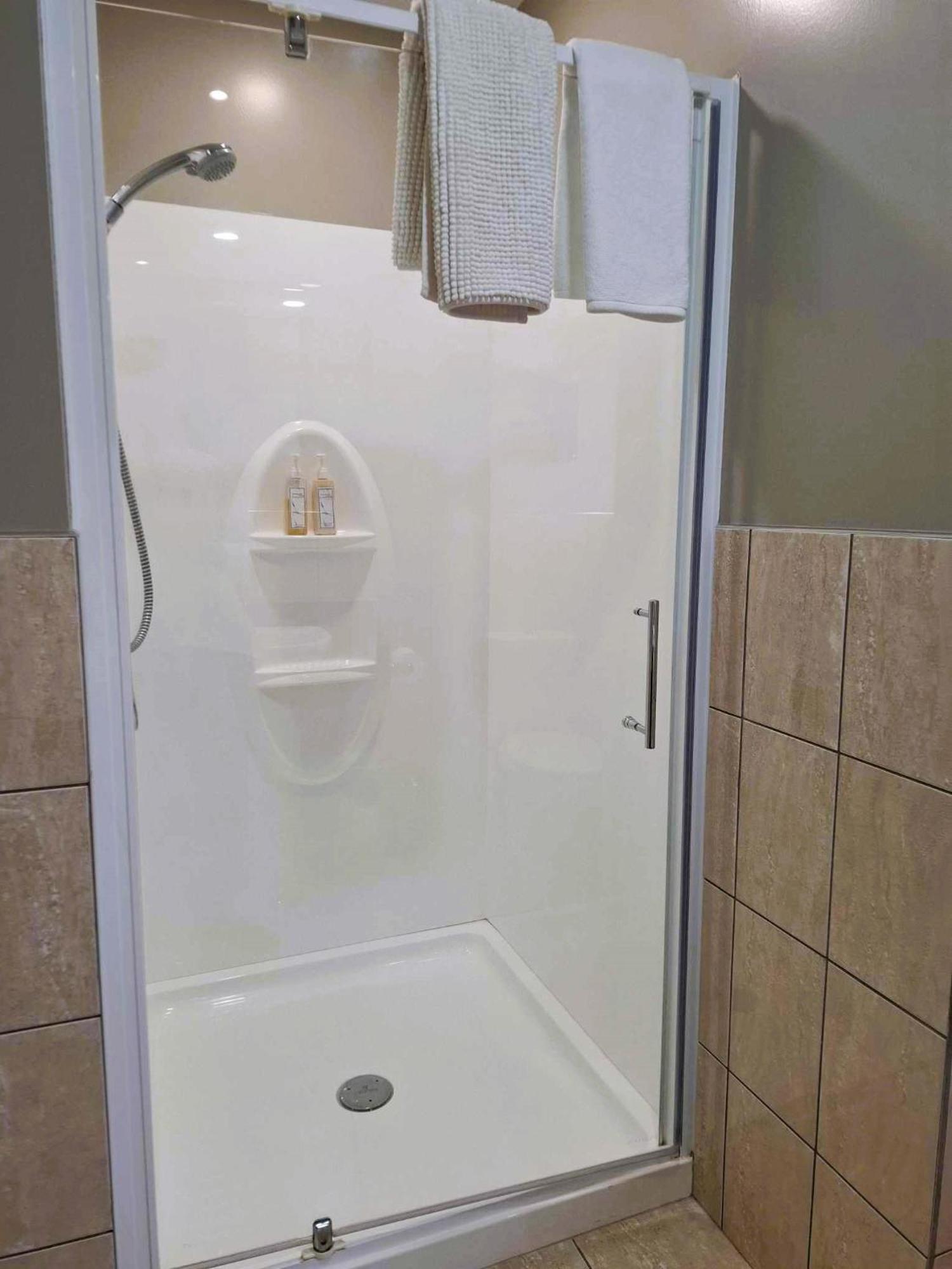 テアナウ ブルー リッジ ベッド&ブレックファースト Bed & Breakfast エクステリア 写真